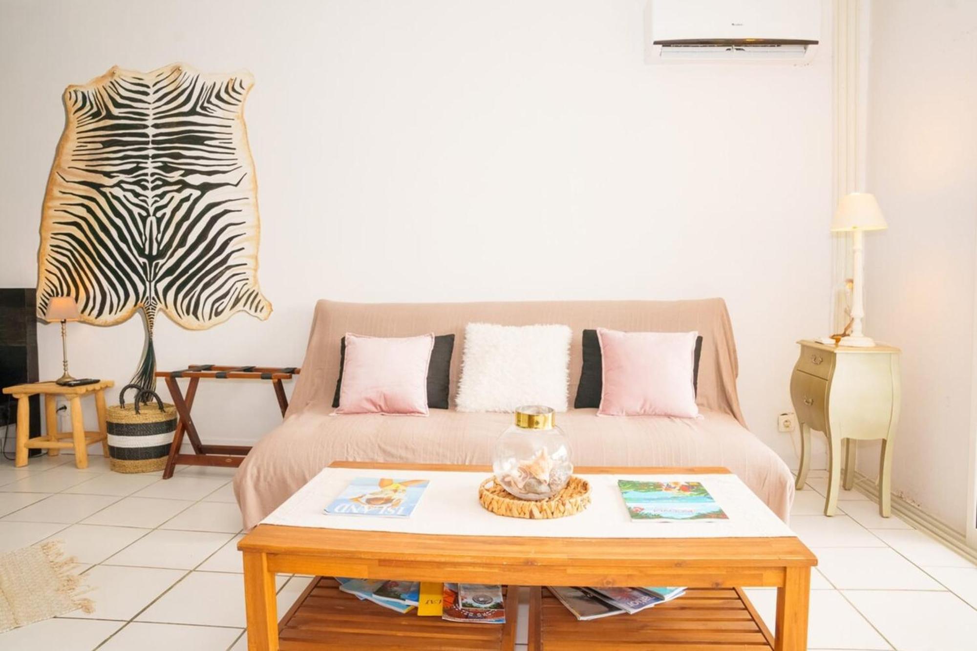 Jolie Studio Mont Vernon Residence Cul de Sac ภายนอก รูปภาพ